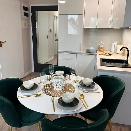 Mazurska 5 *